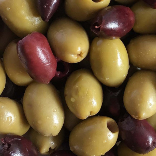 Olives reines farcies colossales